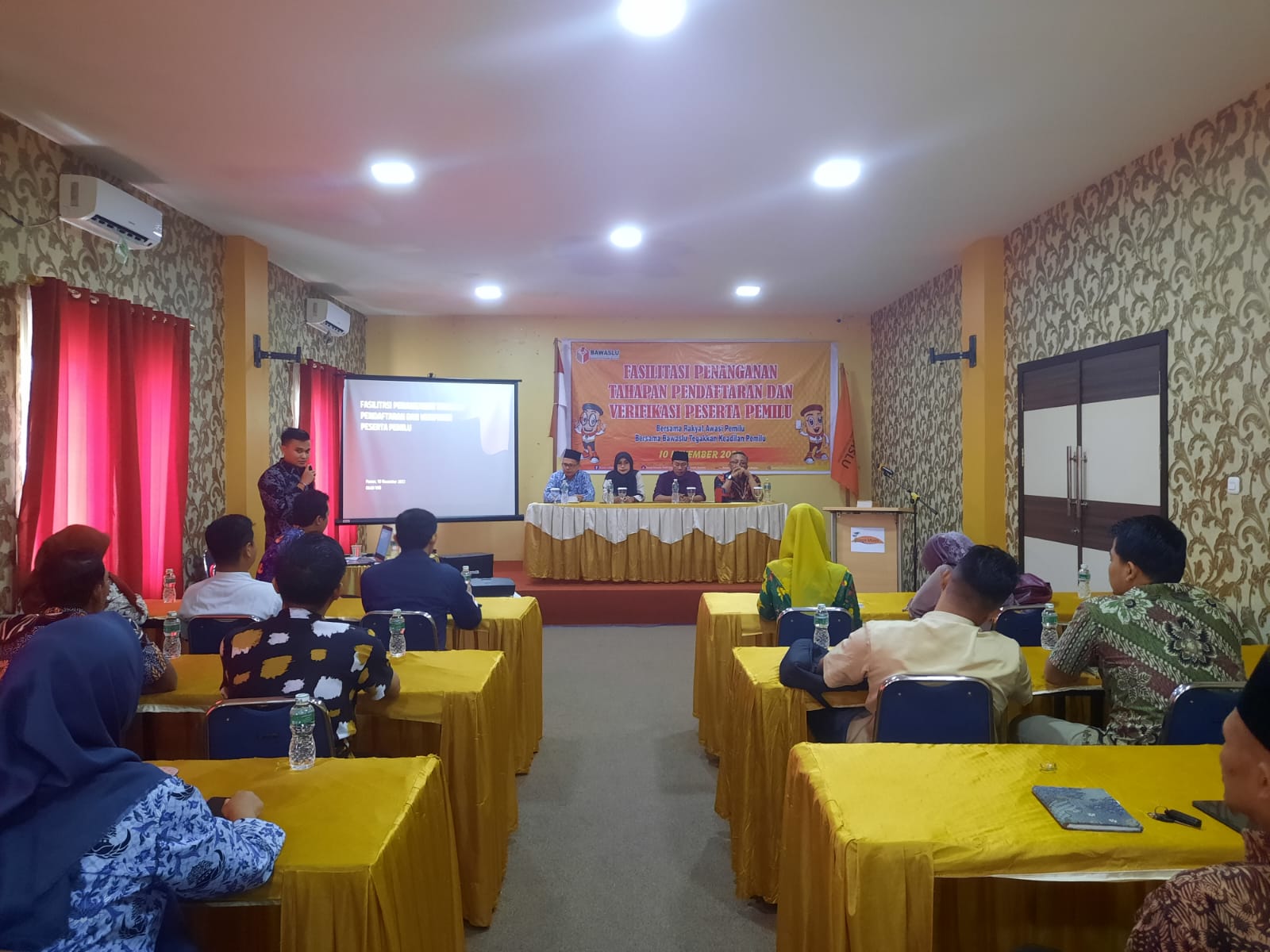 Bangun Sinergisitas Penanganan Pelanggaran, Bawaslu Gelar Pertemuan dengan Panwascam dan Stakeholders