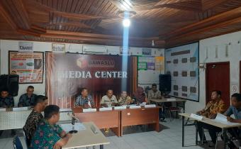 Bawaslu Pesisir Selatan Laksanakan Simulasi Mediasi Penyelesaian Sengketa Proses Pemilu